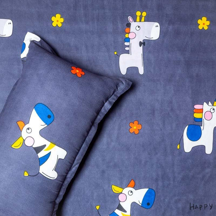 Buy Moo Moo Kid's Bedsheet at Vaaree online | Beautiful Bedsheets to choose from