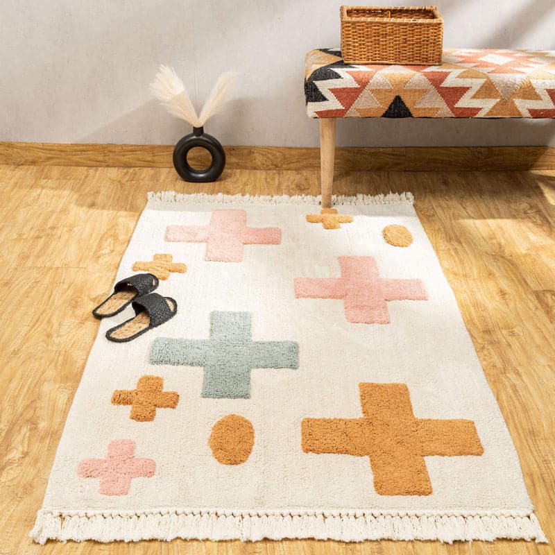 Buy Geometric Cotton Tufted Rug Rugs from Vaaree