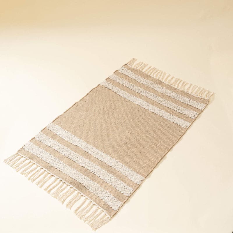 Buy Bira Natural Fiber Tufted Rug Rugs from Vaaree