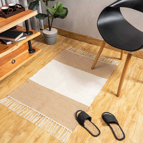 Buy Triva Natural Fiber Woven Rug Rugs from Vaaree