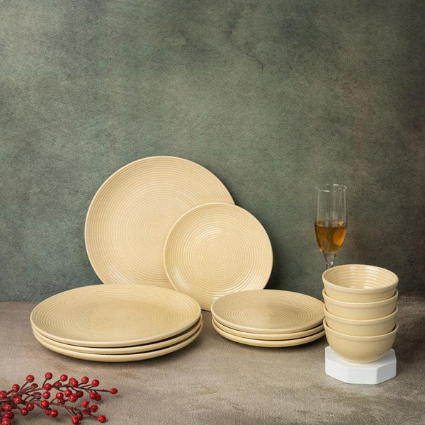 Buy Fabio Dinner Set - Twelve Piece Set Dinner Set from Vaaree