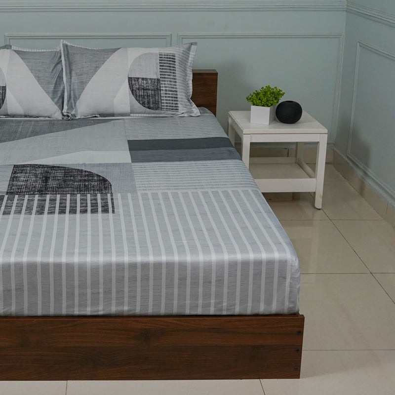 Buy Idris Abstract Bedsheet - Grey Bedsheets from Vaaree