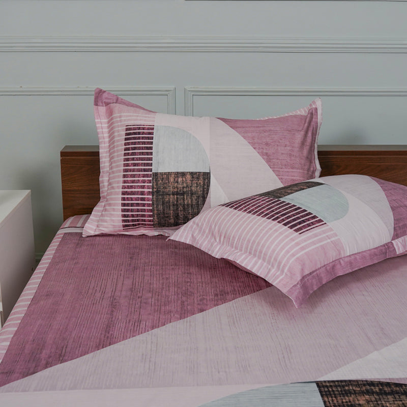 Buy Idris Abstract Bedsheet - Pink Bedsheets from Vaaree