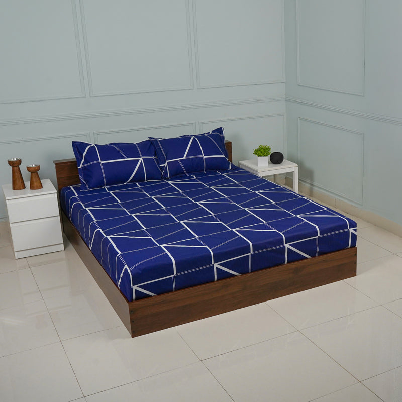 Buy Manal Geomatric Neon Print Bedsheets - Blue Bedsheets from Vaaree