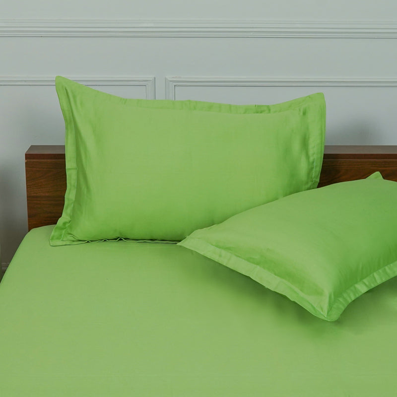 Buy Baria Solid Bedsheet - Green Bedsheets from Vaaree