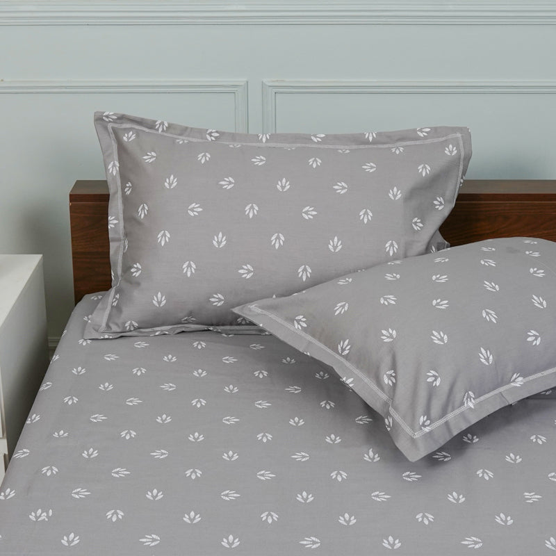 Buy Gazal Floral Bedsheet - Grey Bedsheets from Vaaree