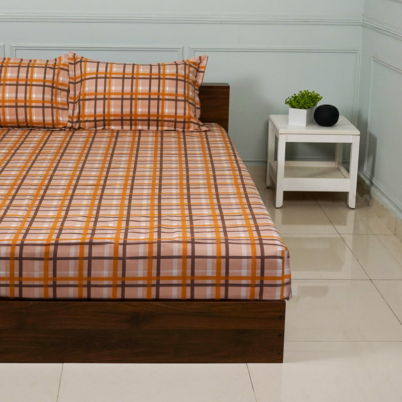 Buy Sanja Checkered Bedsheet - Brown Bedsheets from Vaaree