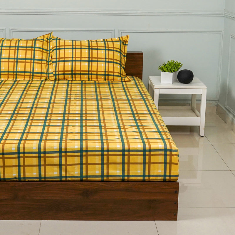 Buy Sanja Checkered Bedsheet - Yellow Bedsheets from Vaaree