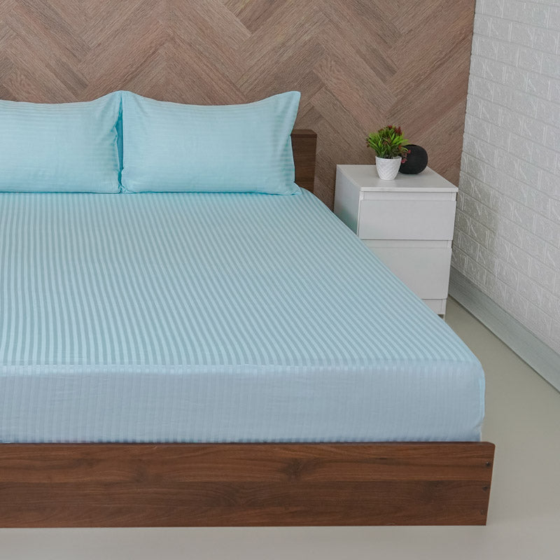 Buy Reposi Striped Bedsheet - Blue Bedsheets from Vaaree