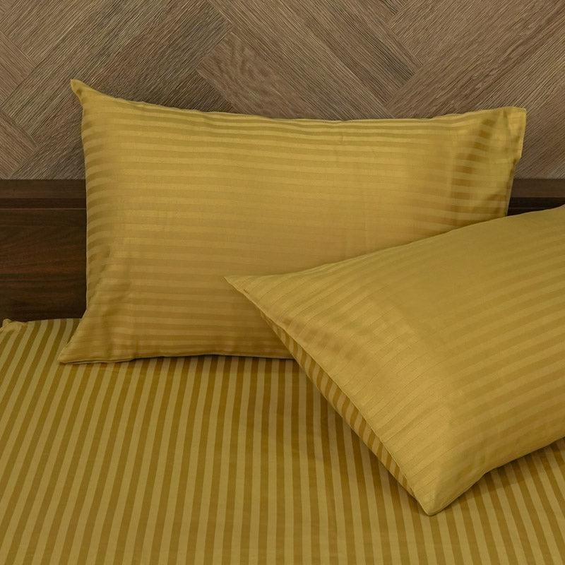 Buy Reposi Striped Bedsheet - Brown Bedsheets from Vaaree