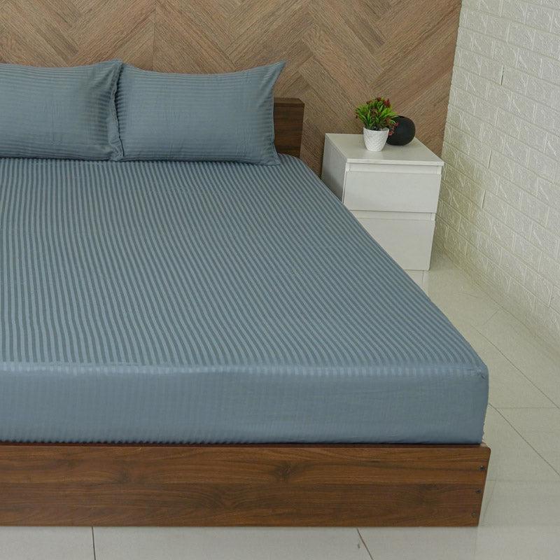 Buy Reposi Striped Bedsheet - Grey Bedsheets from Vaaree