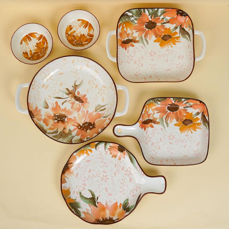 Buy Sunflower Glow Serving Set - Six Piece Set Dinner Set from Vaaree