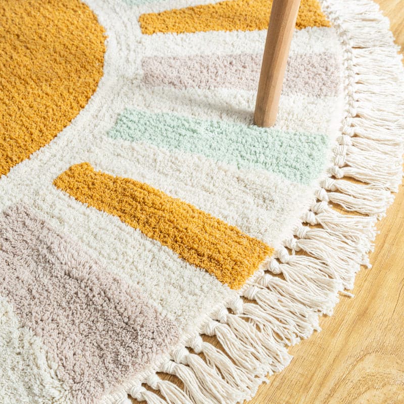 Buy Sun Glare Cotton Tufted Rug Rugs from Vaaree