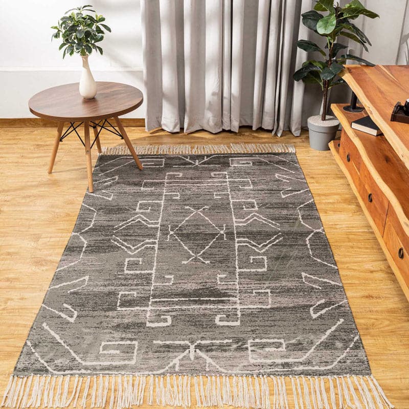 Buy Okaya Recycled Pet Rug Rugs from Vaaree