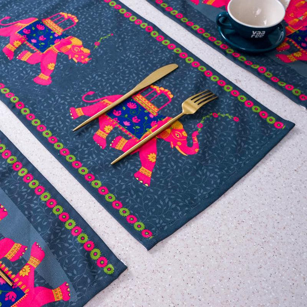 Buy Regal Tusker Table Runner & Placemat - Seven Piece Set Table Linen Set from Vaaree