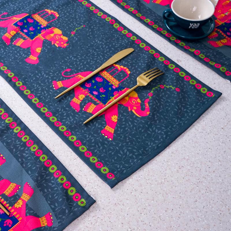 Buy Regal Tusker Table Runner & Placemat - Five Piece Set Table Linen Set from Vaaree