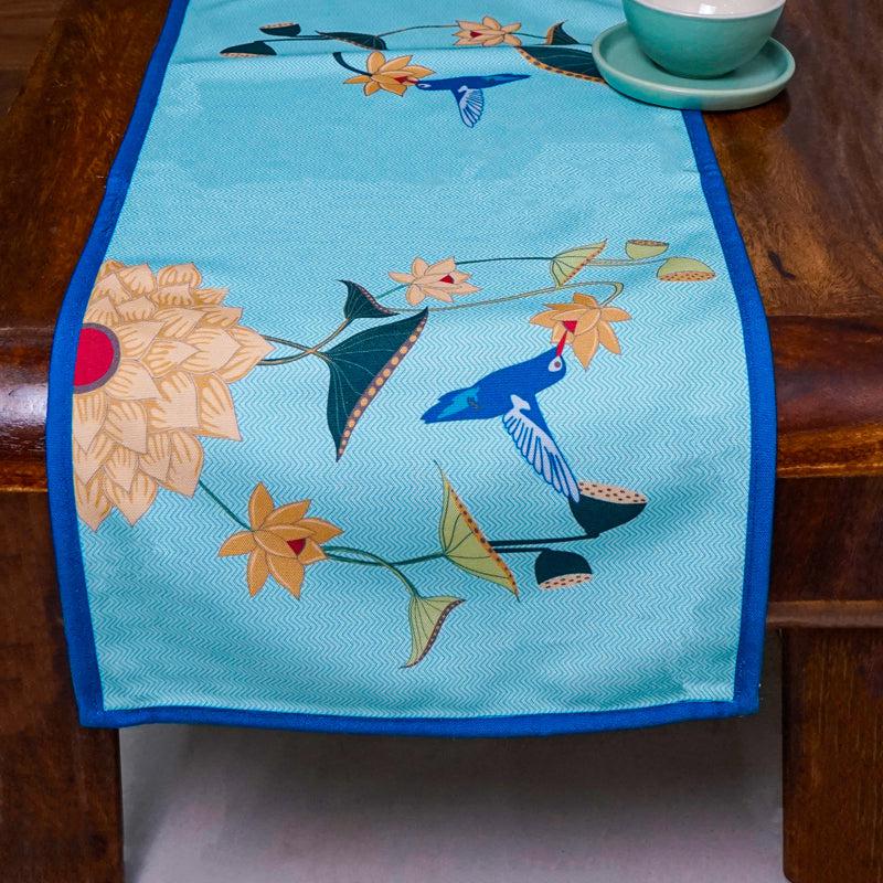 Buy Bloom Dine Table Runner Table Runner from Vaaree