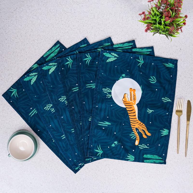 Buy Lunar Wilderness Placemat - Set Of Six Table Mats from Vaaree