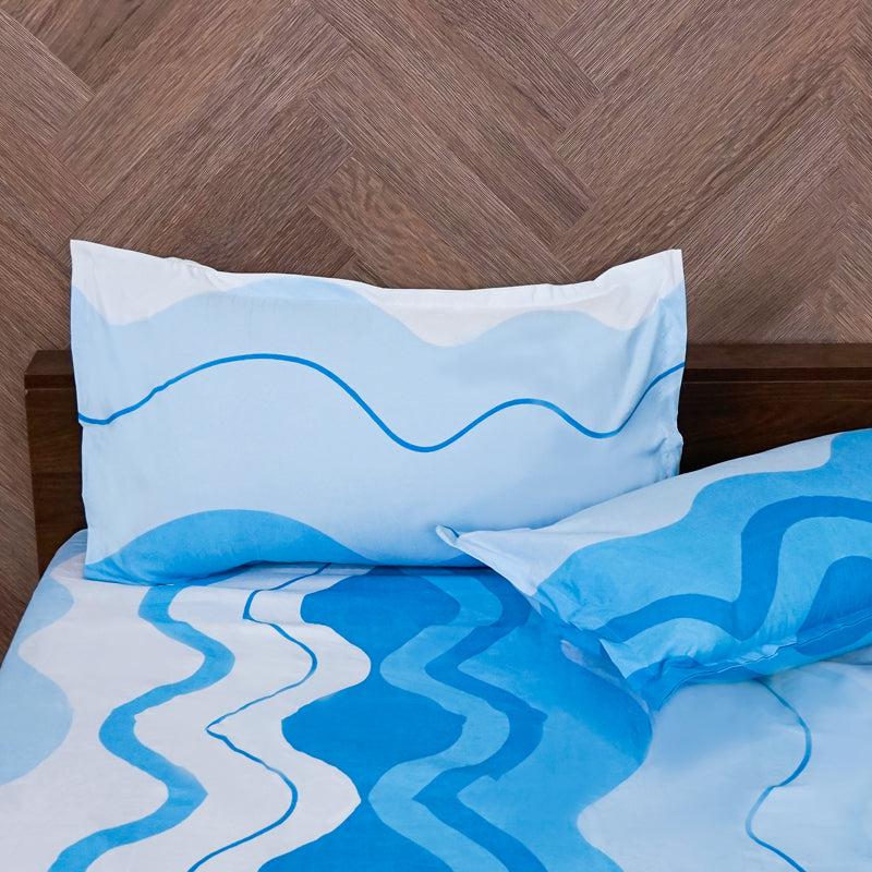 Buy Udva Blue Wave Bedsheet Bedsheets from Vaaree