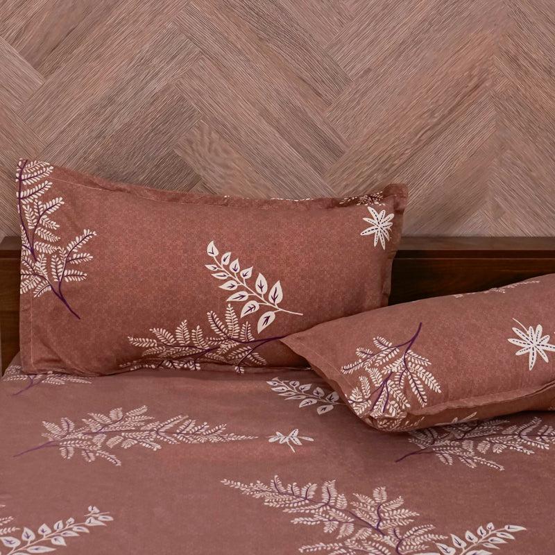 Buy Yima Leafy Bedsheet Bedsheets from Vaaree