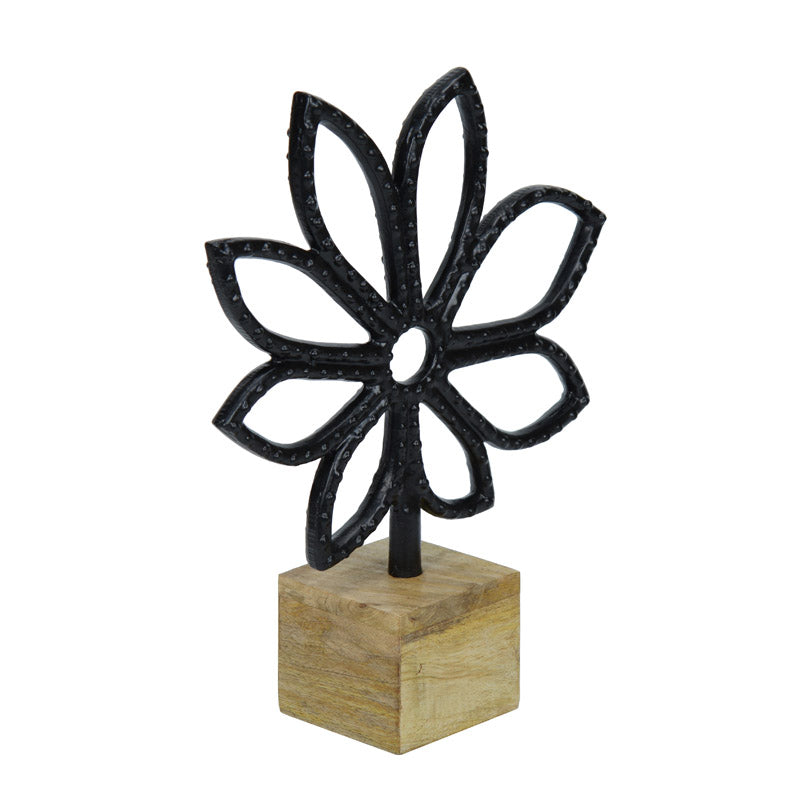 Buy The Leaf Lamino Showpiece - Black Showpieces from Vaaree