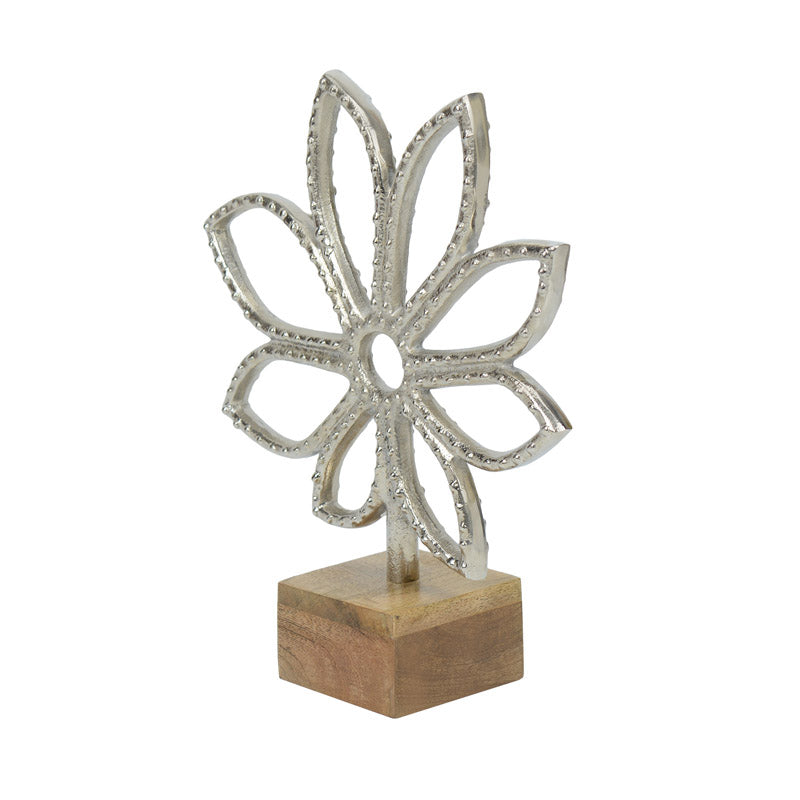 Buy The Leaf Lamino Showpiece - Silver Showpieces from Vaaree