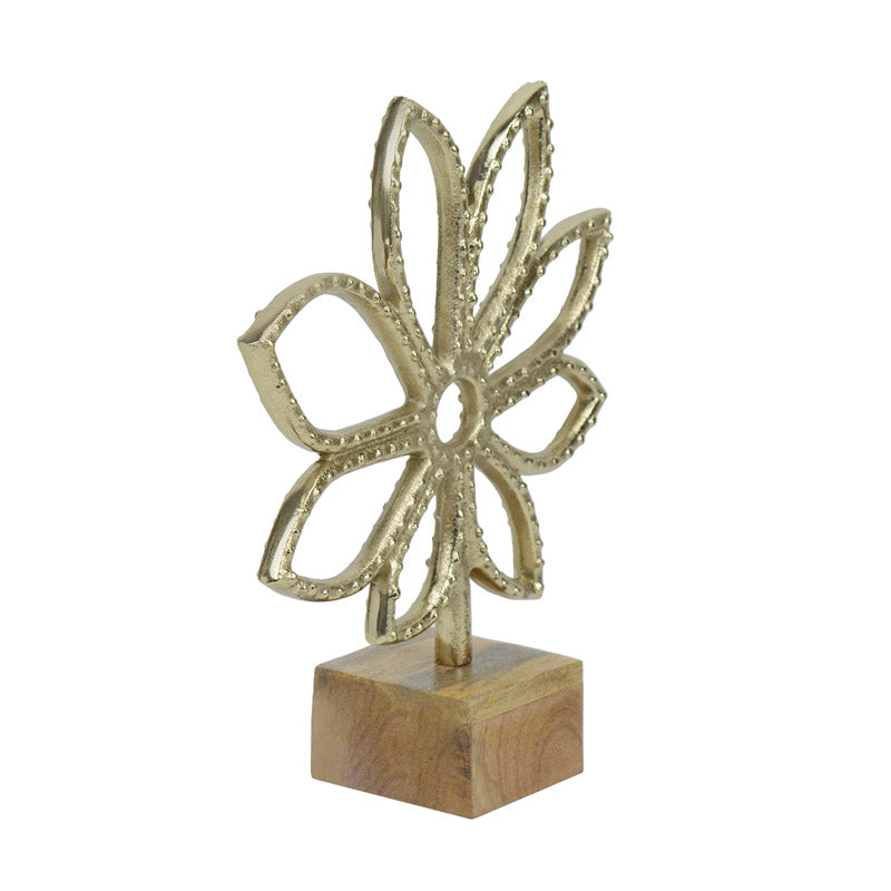 Buy The Leaf Lamino Showpiece - Gold Showpieces from Vaaree