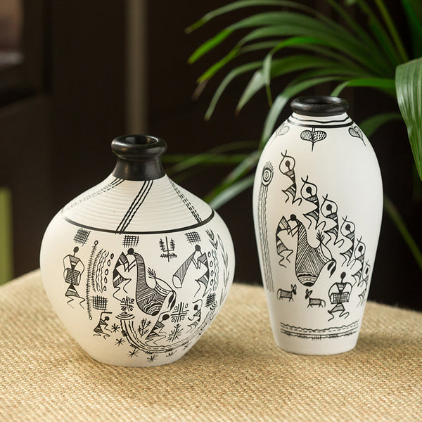 Buy Baraka Warli Handpainted Vase - Set Of Two Vase from Vaaree