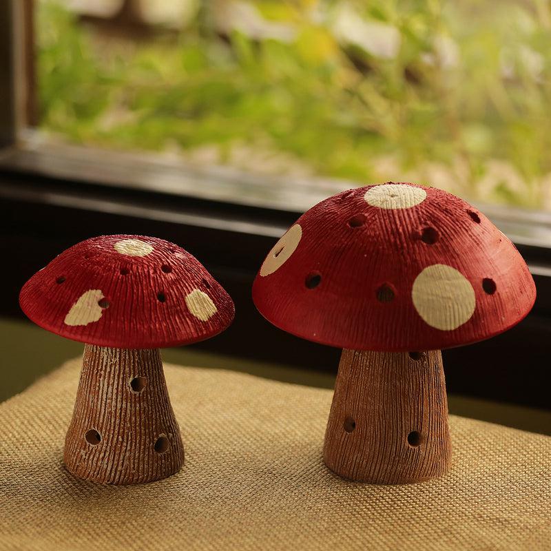 Buy Red Mushroom Handpainted Showpiece - Set Of Two Showpieces from Vaaree