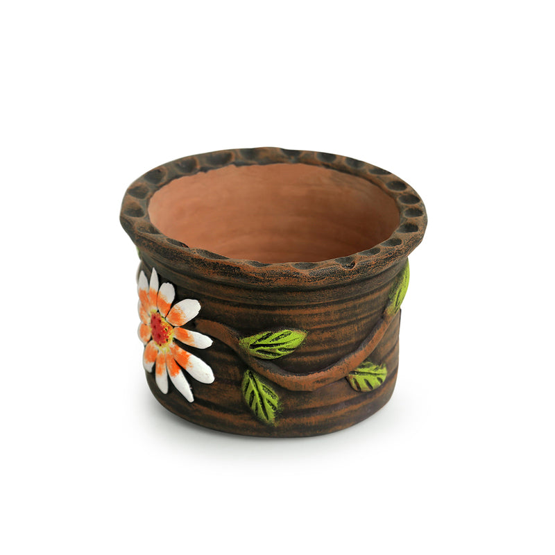 Buy Fairy Woods Handmade Planter Pots & Planters from Vaaree