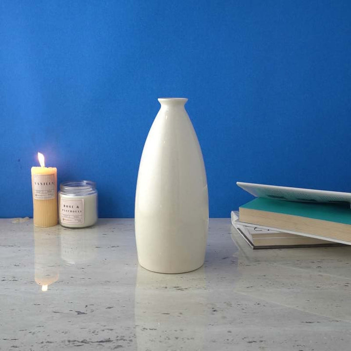 Buy Jinzy Ceramic Vase at Vaaree online | Beautiful Vase to choose from