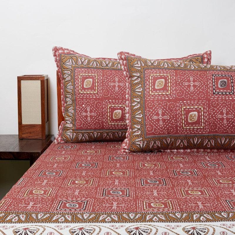 Buy Lyra Printed Bedsheet - Maroon at Vaaree online | Beautiful Bedsheets to choose from
