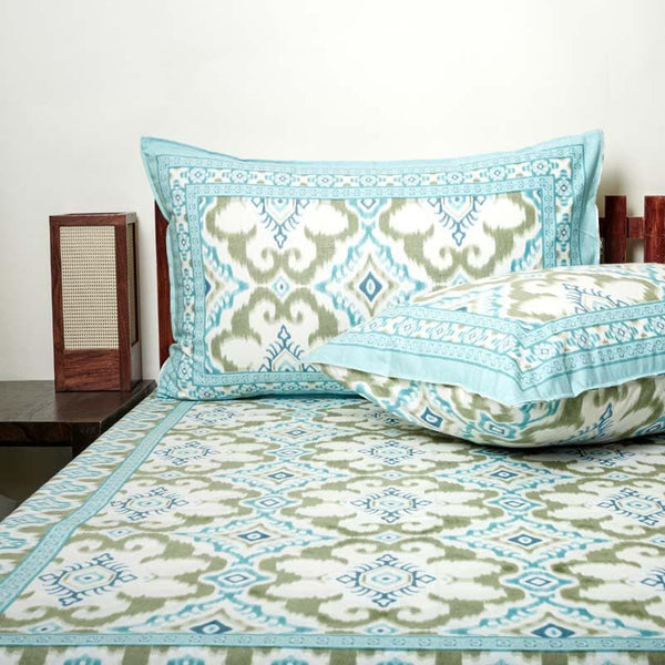 Buy Irelyn Ethnic Printed Bedsheet - Grey at Vaaree online | Beautiful Bedsheets to choose from