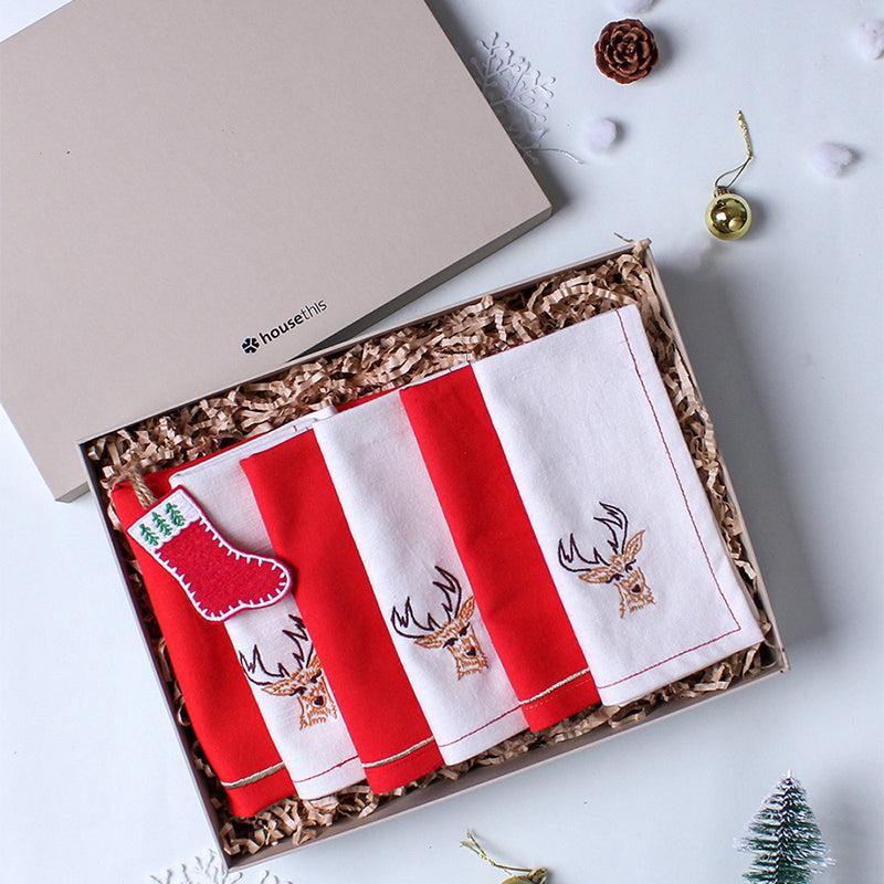 Buy Jolly Reindeer Napkin Gift Set Table Napkins from Vaaree