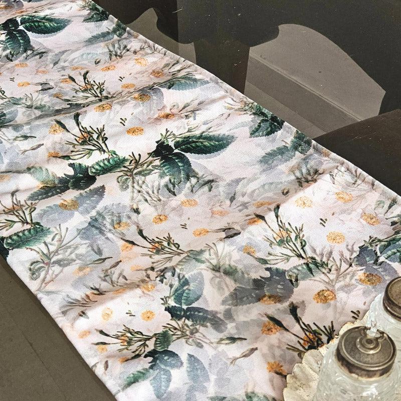 Buy Yira Garden Table Runner Table Runner from Vaaree