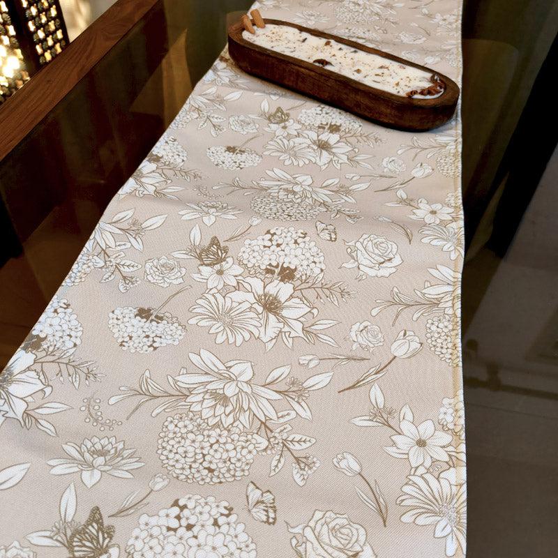 Buy Orvadia Floral Table runner Table Runner from Vaaree