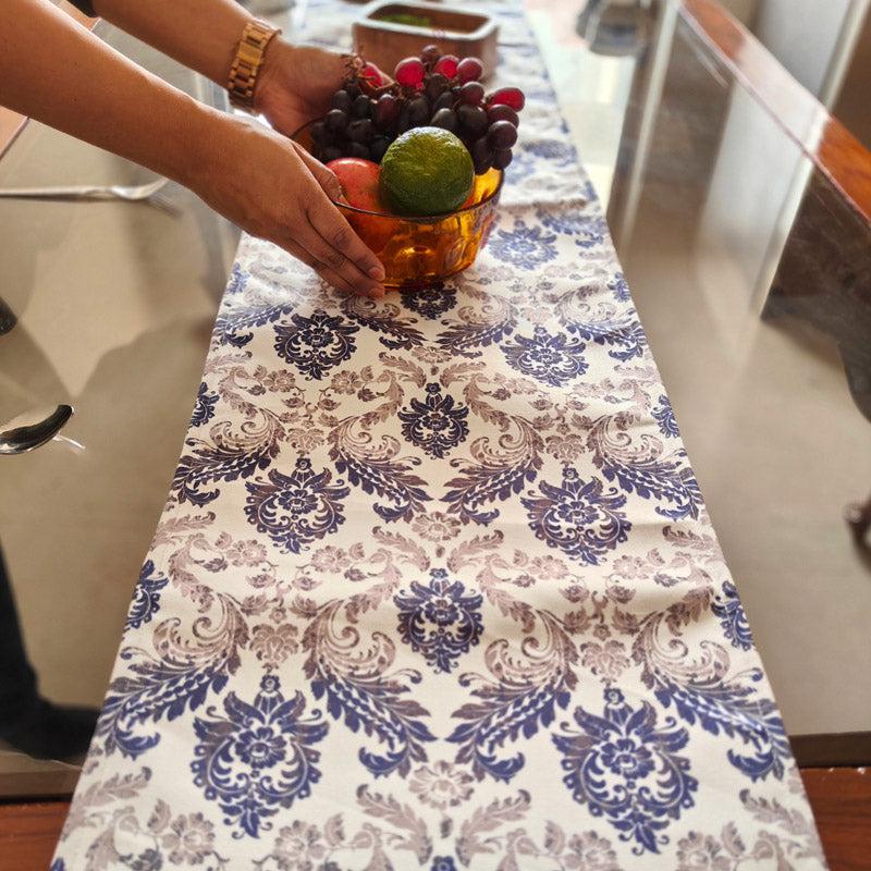 Buy Yarley Flora Table Runner Table Runner from Vaaree