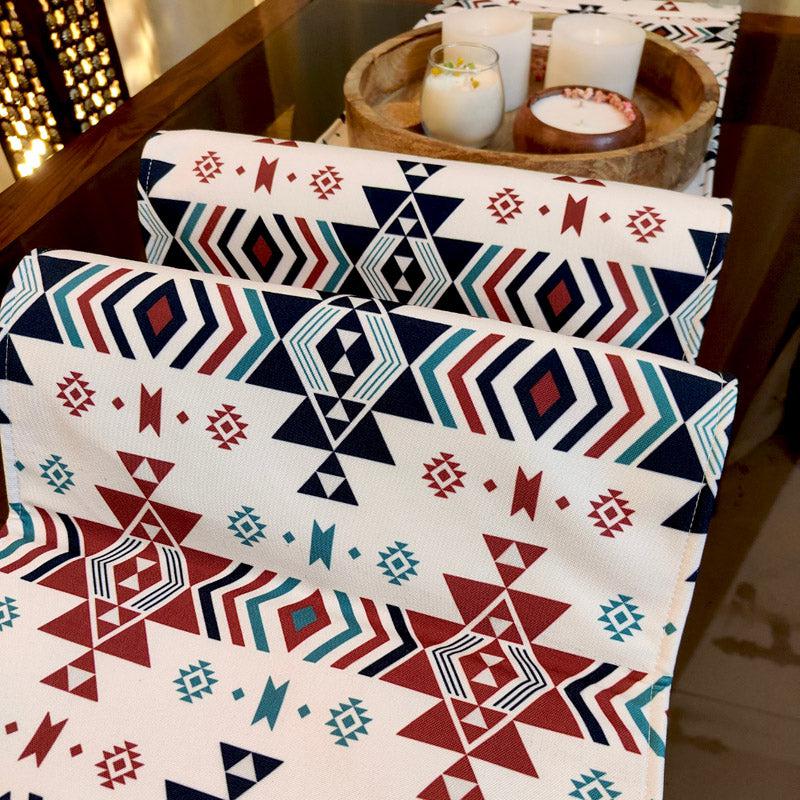 Buy Nita Geometric Table Runner Table Runner from Vaaree