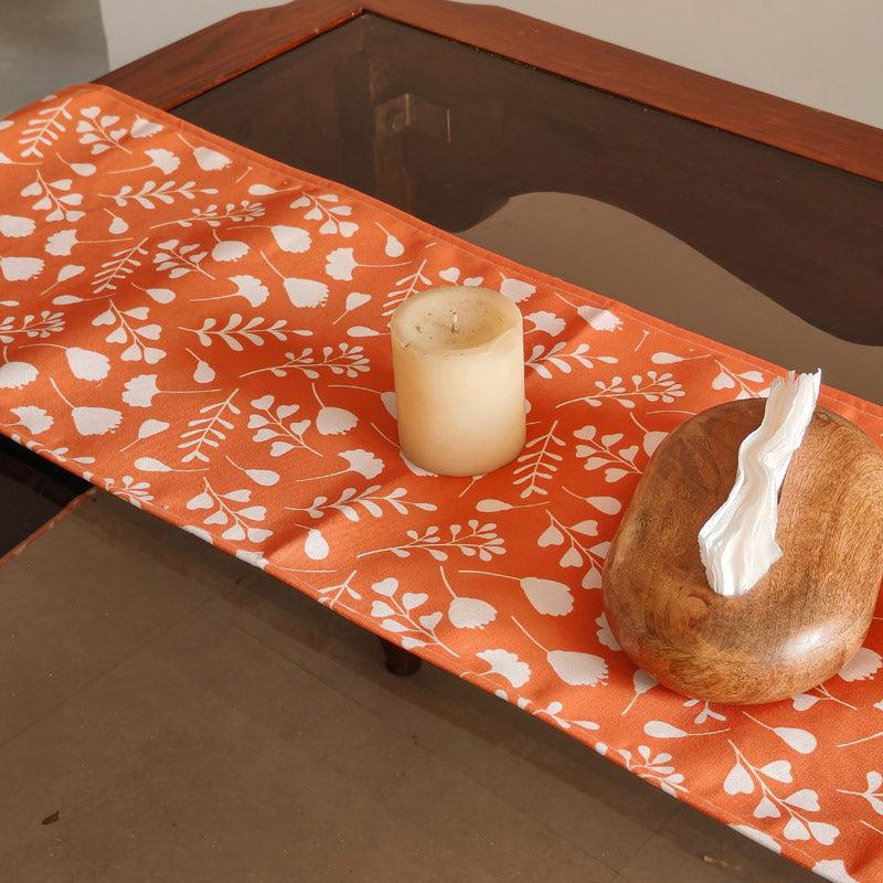 Buy Vilda Flora Table Runner Table Runner from Vaaree