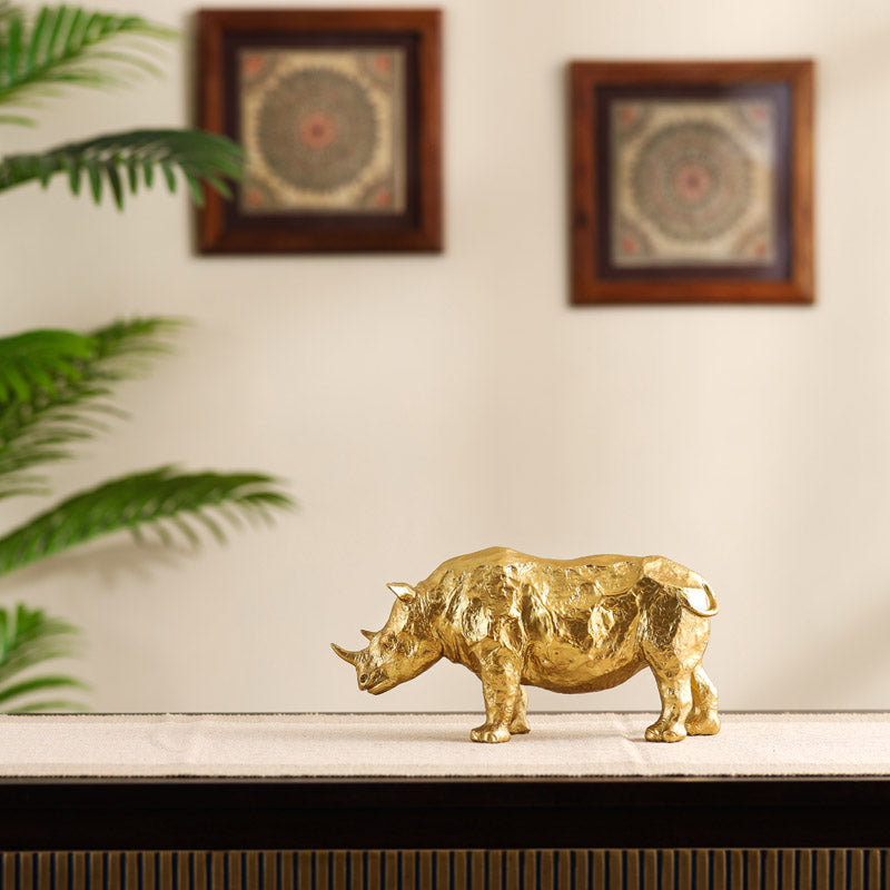 Buy Niro Polyresin Rhino Showpiece Showpieces from Vaaree