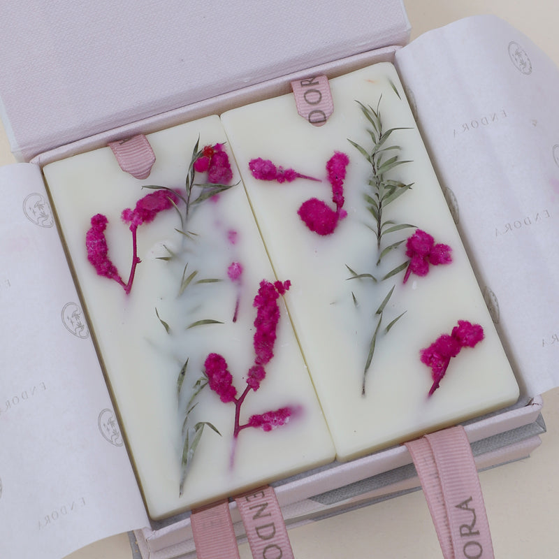 Buy Pileda Lavender & Rose Wax Tablet - Set Of Two Gift Box from Vaaree