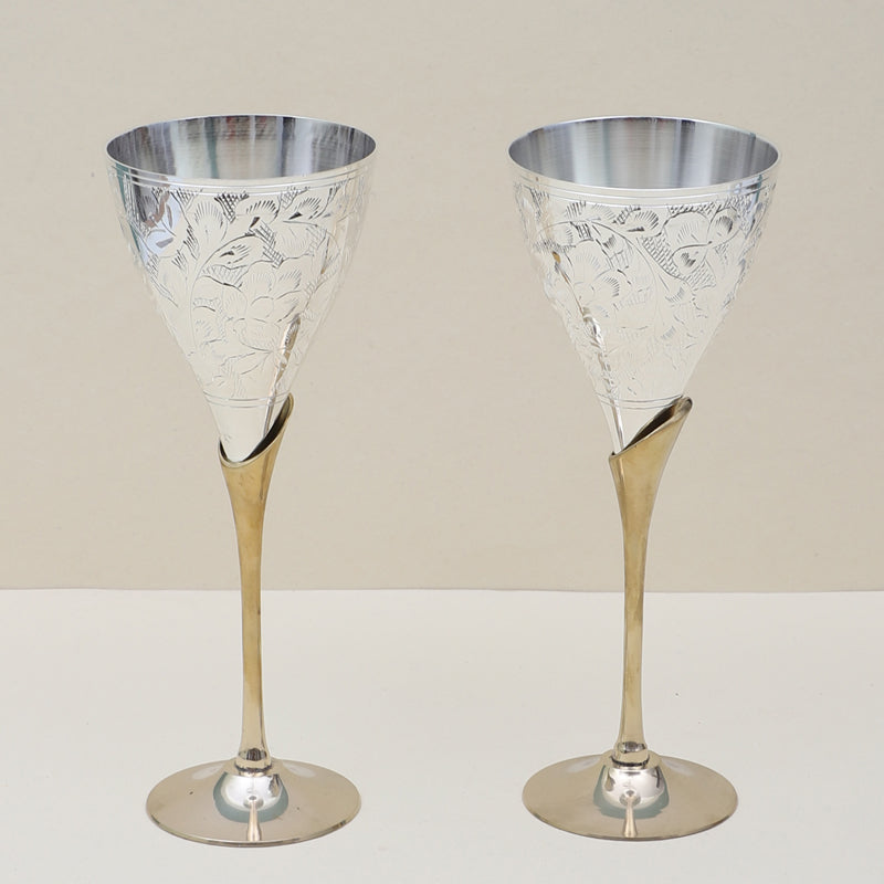 Buy Ruqayya Wine Glass (100 ML) - Set Of Two Wine & Champagne Glasses from Vaaree