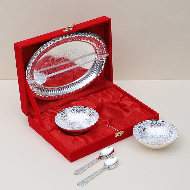 Buy Moti Golden Bowl With Spoon & Tray (100 ML) - Set Of Five Bowl from Vaaree