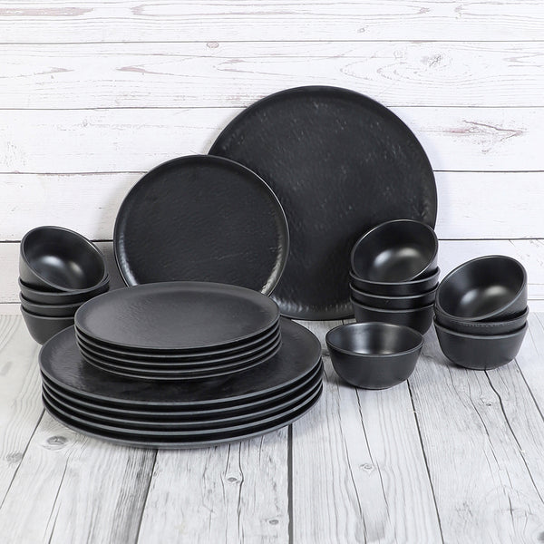 Dinner Set - Dotura Dinner Set (Black) - 24 Piece Set