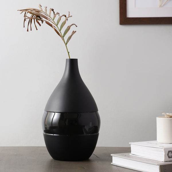 Yato Enamel Vase (Black) - Large