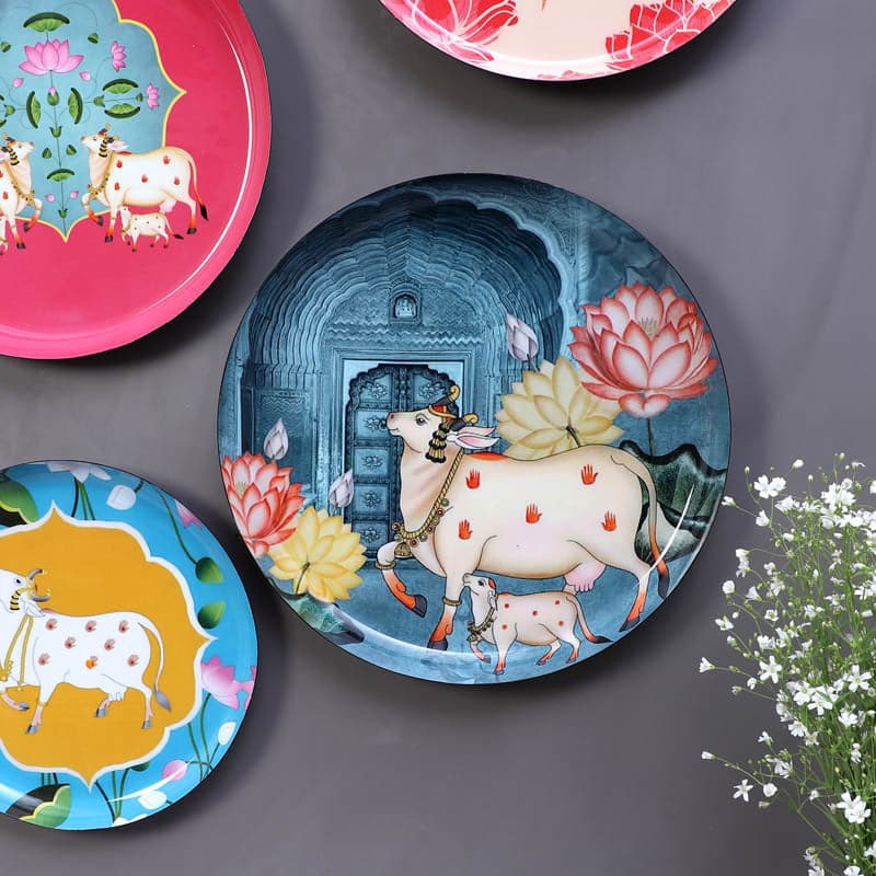 Buy Nandi Beauty Wall Plate - Set Of Five Wall Plates from Vaaree