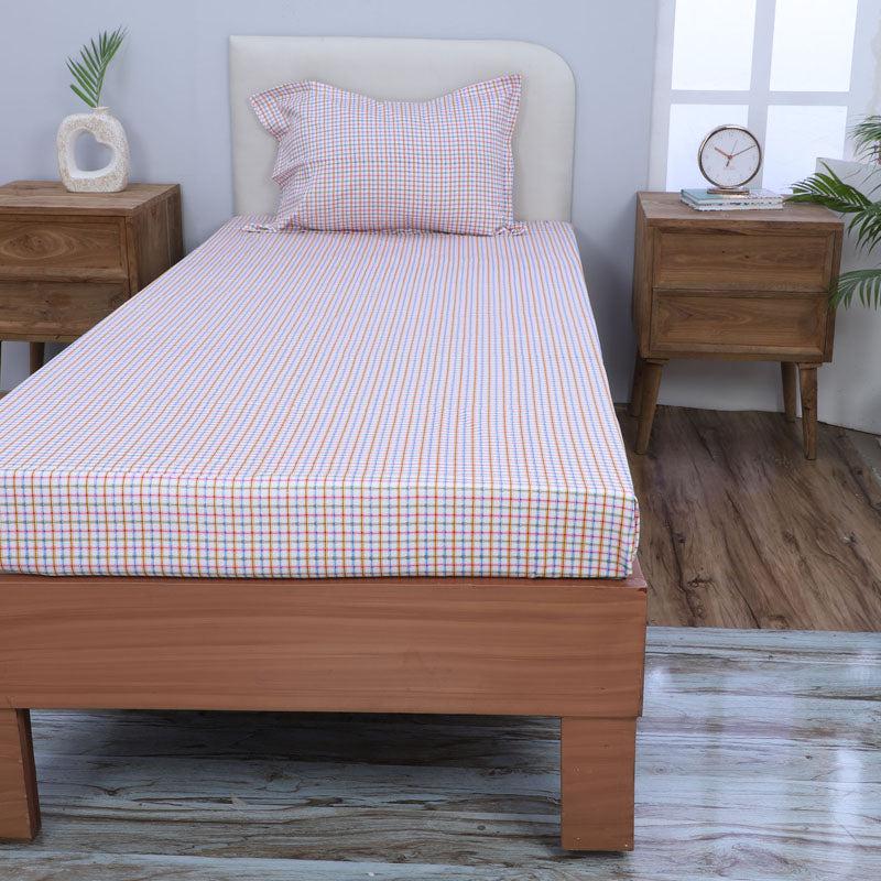 Buy Mizomeen Checkered Printed Bedsheet - Pink Bedsheets from Vaaree