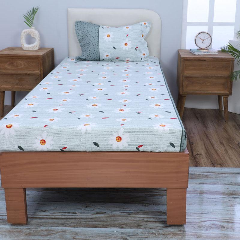 Buy Daisy Blush Printed Bedsheet - Teal Bedsheets from Vaaree