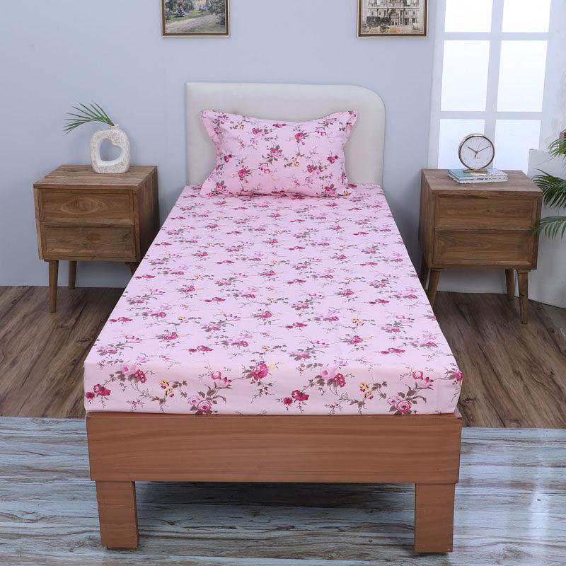 Buy Esmeralda Floral Printed Bedsheet - Pink Bedsheets from Vaaree