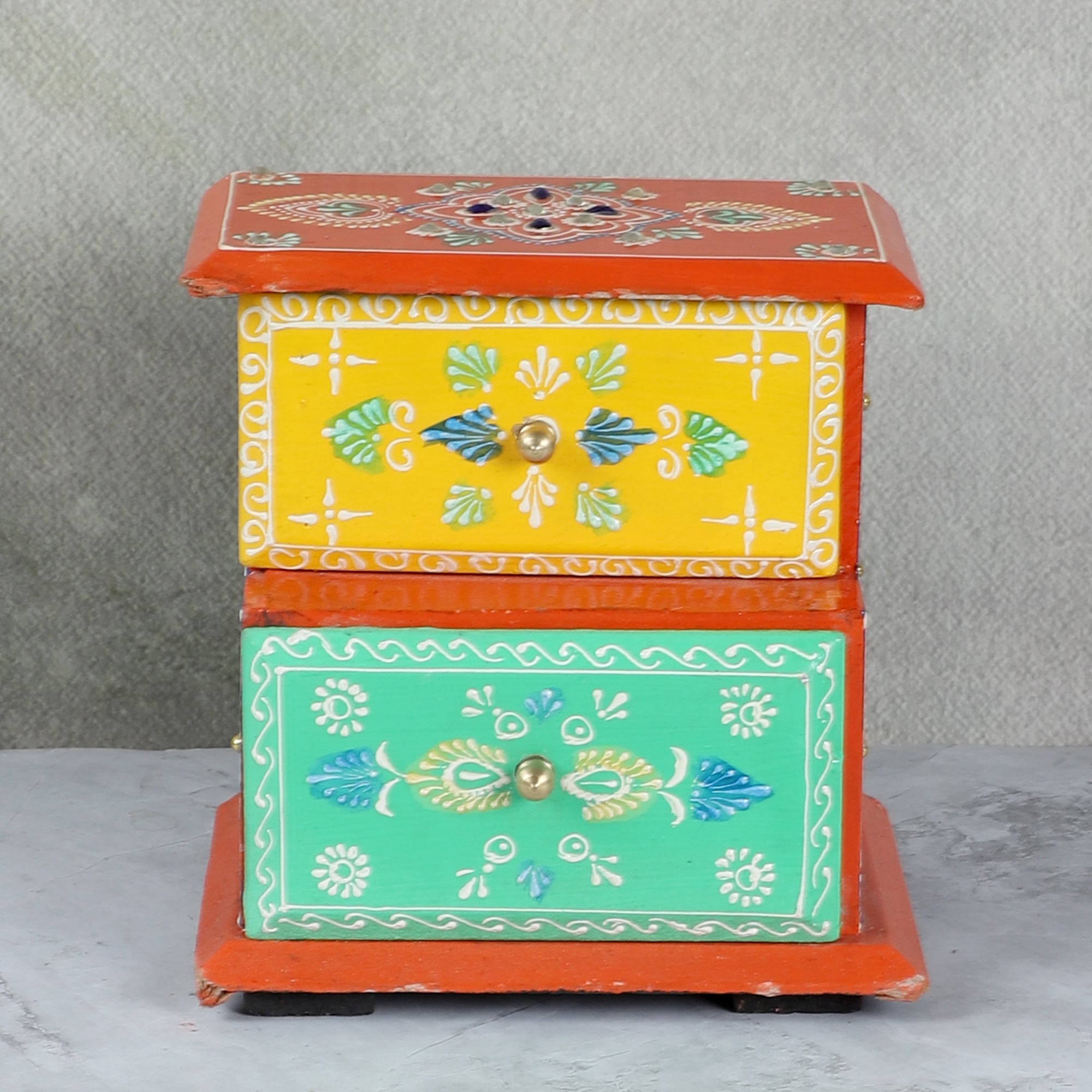 Buy Amoja Handpainted Jewellery Organizer Jewelbox from Vaaree